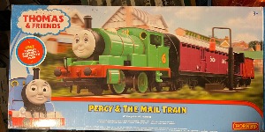 R9284 Percy and the Mail Train Set