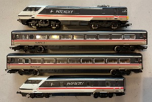 Class 91 4 car InterCity Set40