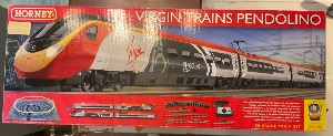 R1155 Virgin Trains Pendolino Set